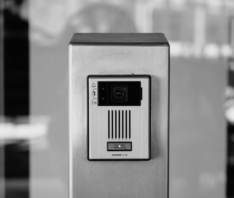 pexels-brett-sayles-22710744